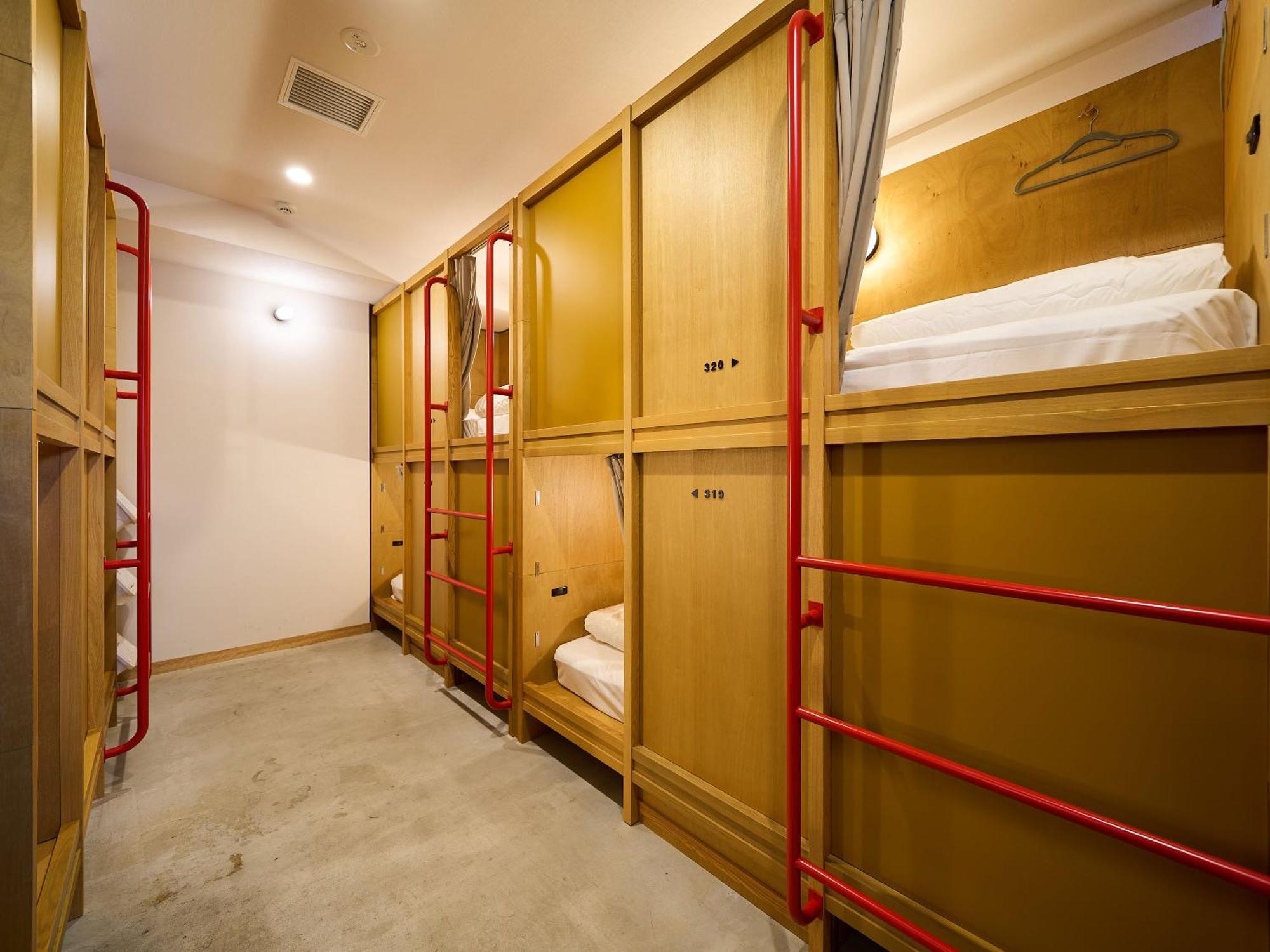 Hotel Plus Hostel Tokyo Asakusa 2 Bagian luar foto