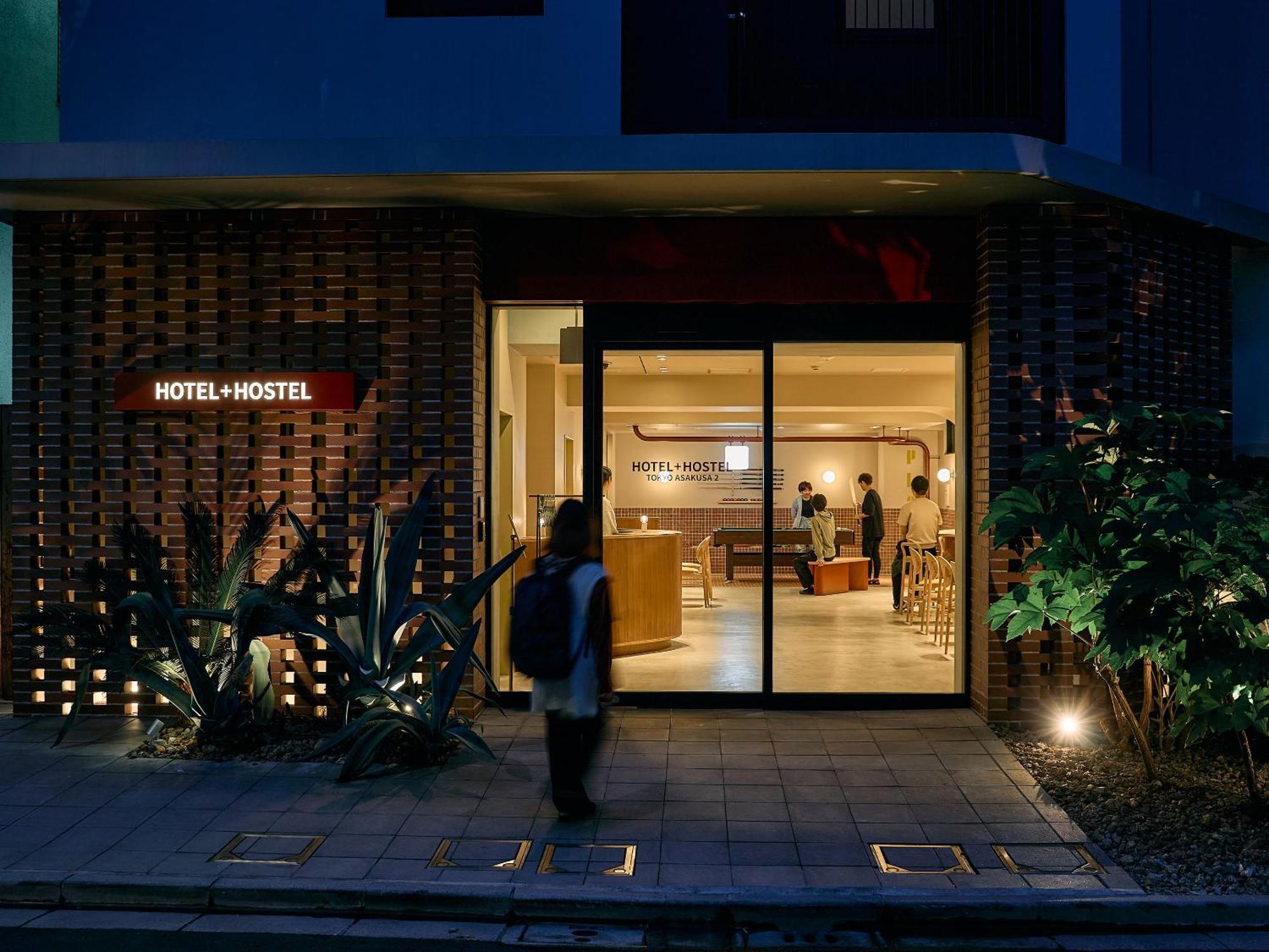 Hotel Plus Hostel Tokyo Asakusa 2 Bagian luar foto
